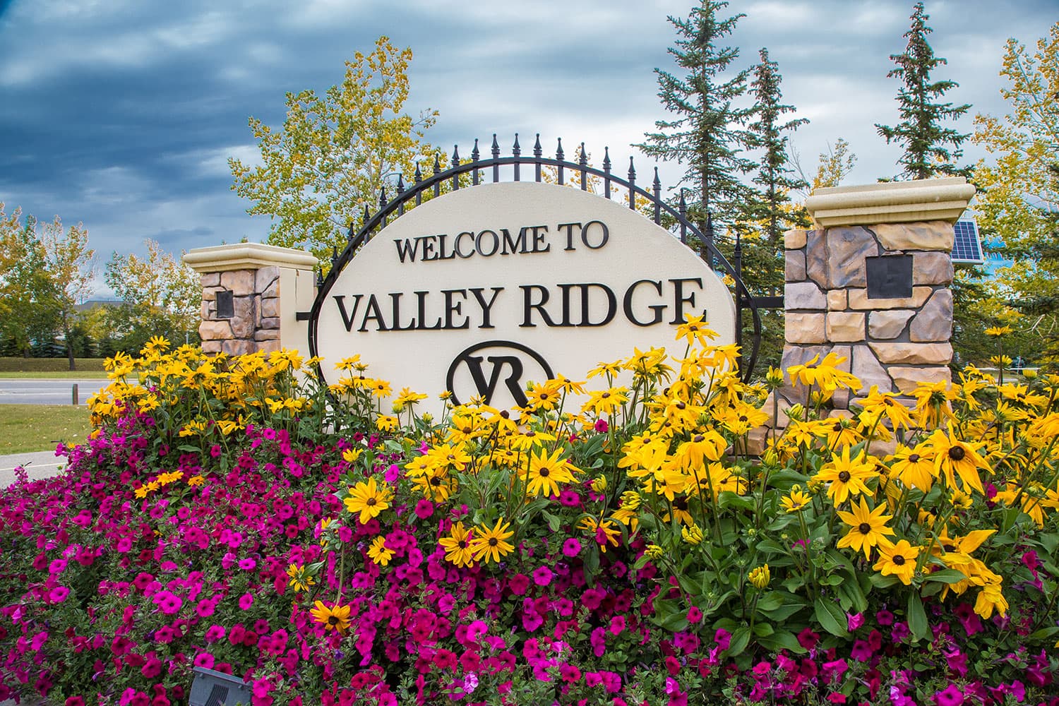 Welcome to Aspen Woods community sign